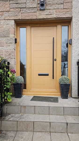 Irish oak composite door installed in Glasgow 